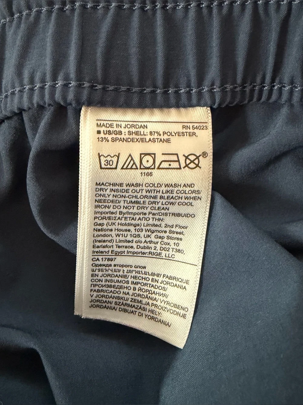 Banana Republic Elastic Waist Hybrid Short Niagara Navy Men’s Large